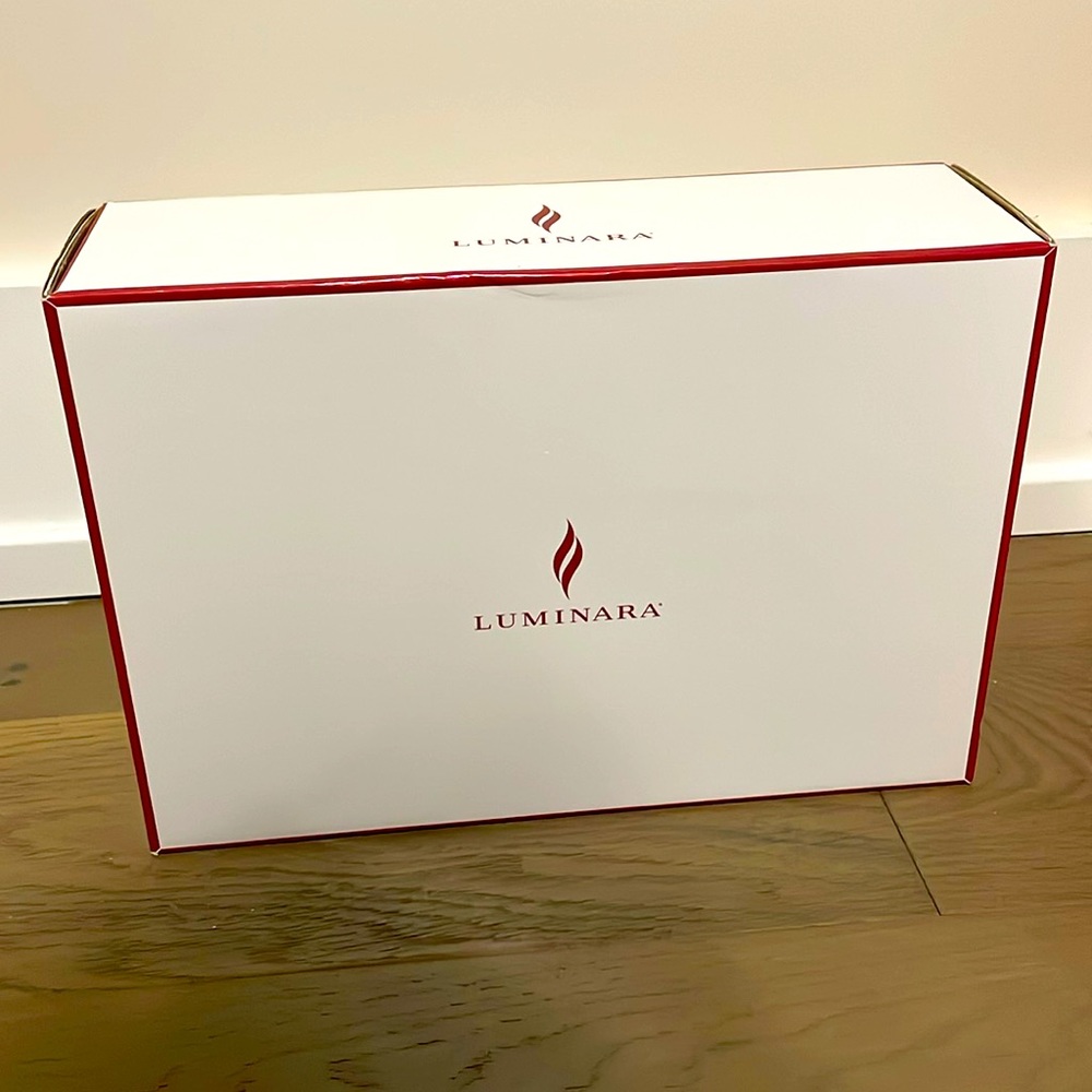 Set of 3 Luminara candles. Never used. Box opened. No remote.